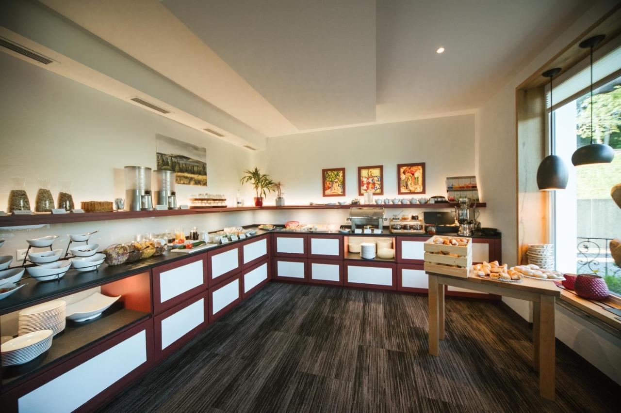 Hotel Waldeck Mit Restaurant "Florian'S" Feldberg  Bagian luar foto