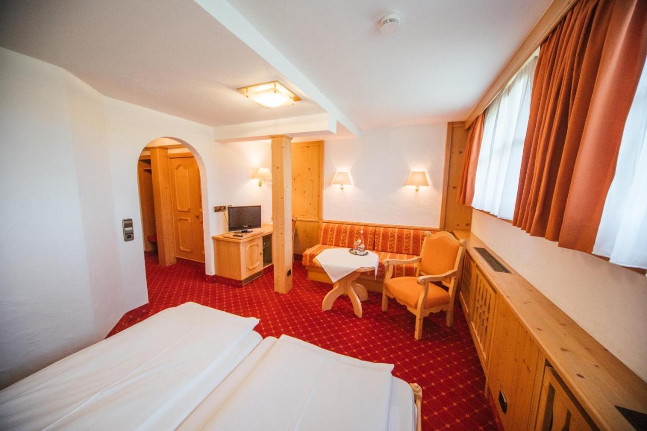 Hotel Waldeck Mit Restaurant "Florian'S" Feldberg  Bagian luar foto