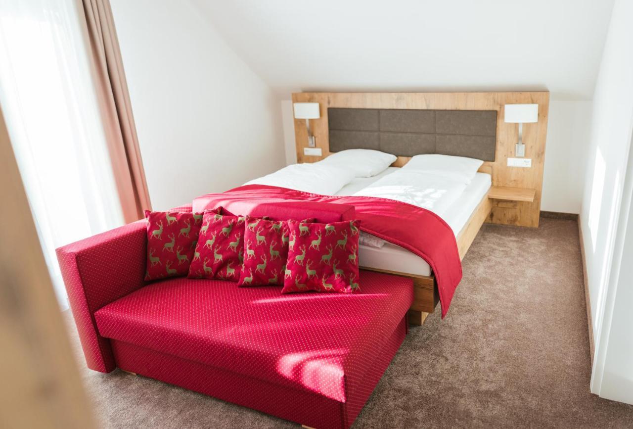 Hotel Waldeck Mit Restaurant "Florian'S" Feldberg  Bagian luar foto
