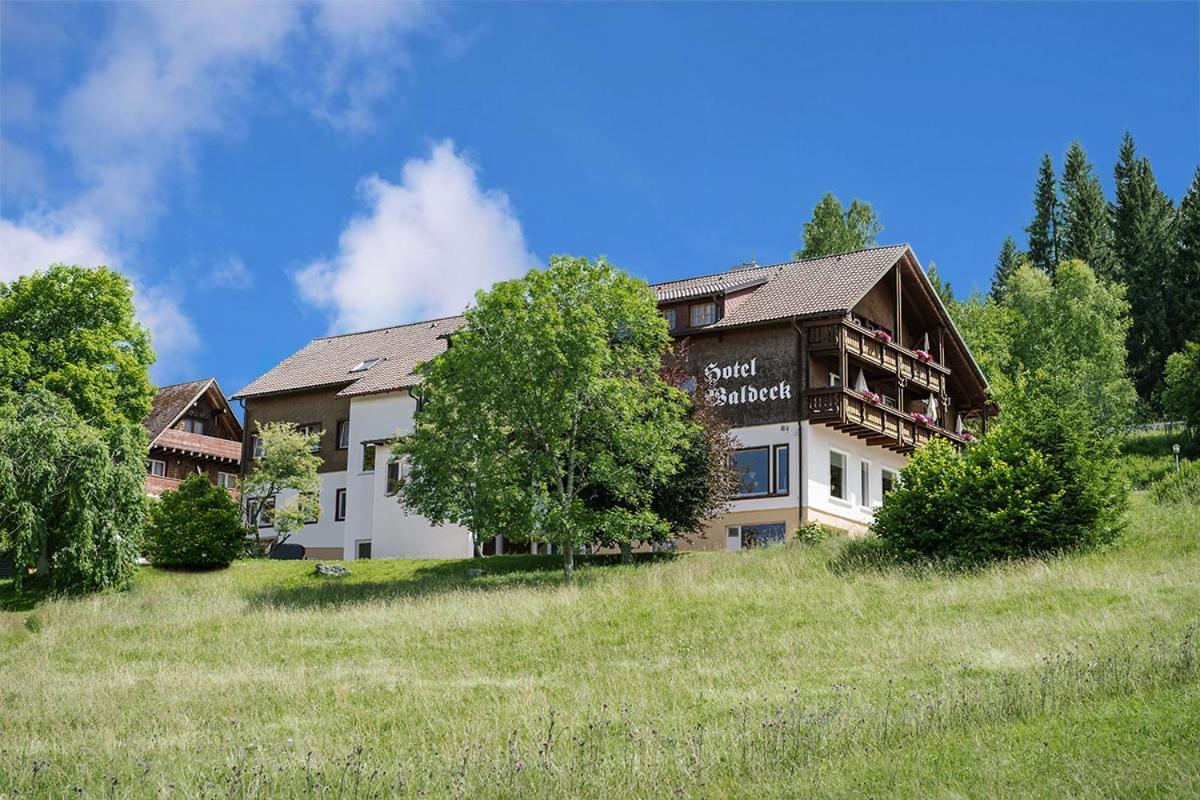 Hotel Waldeck Mit Restaurant "Florian'S" Feldberg  Bagian luar foto