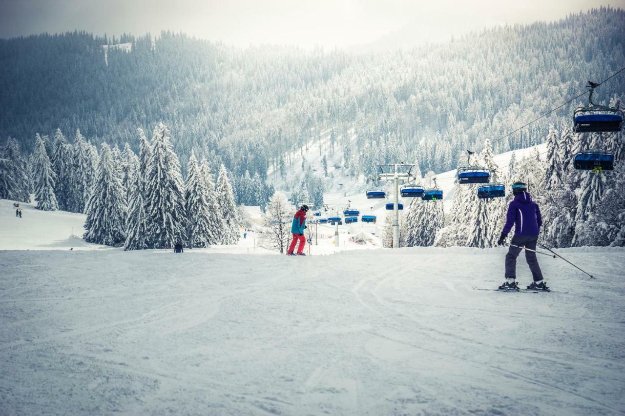 Hotel Waldeck Mit Restaurant "Florian'S" Feldberg  Bagian luar foto